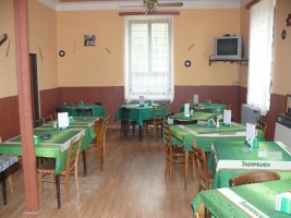 Hostinec U nás, Votice-Beztahov 18 (u nádraží), Votice